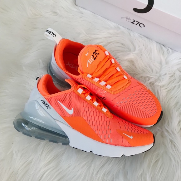 Nike women’s air max 270 sneakers - Picture 6 of 6